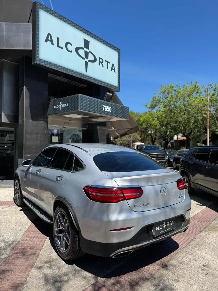 Mira esta publicación de Mercedes Benz GLC 2018 en Motordil
