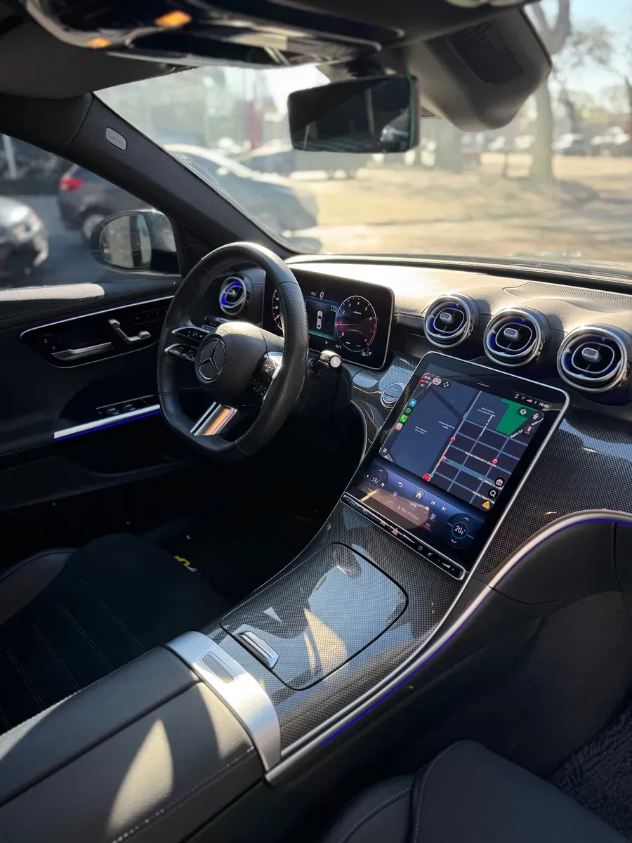 Mira esta publicación de Mercedes Benz Clase C 2024 en Motordil