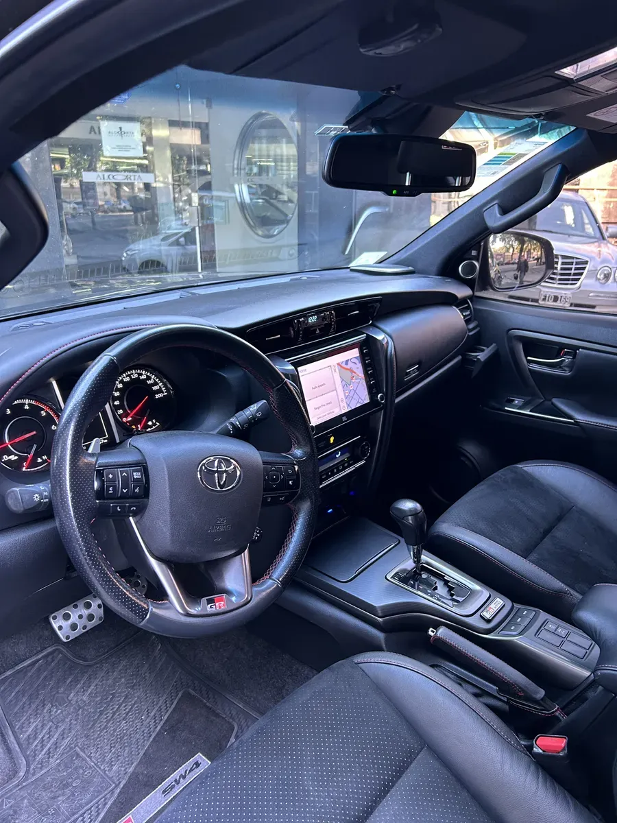 Mira esta publicación de Toyota SW4 2022 en Motordil