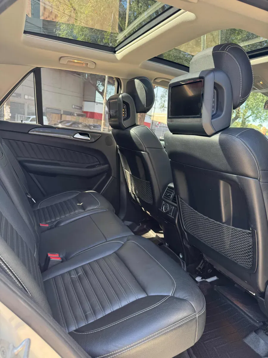 Mira esta publicación de Mercedes Benz GLE 2016 en Motordil