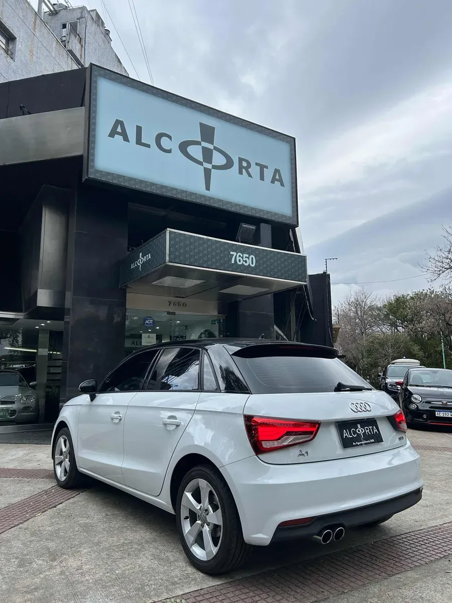 Mira esta publicación de Audi A1 2018 en Motordil