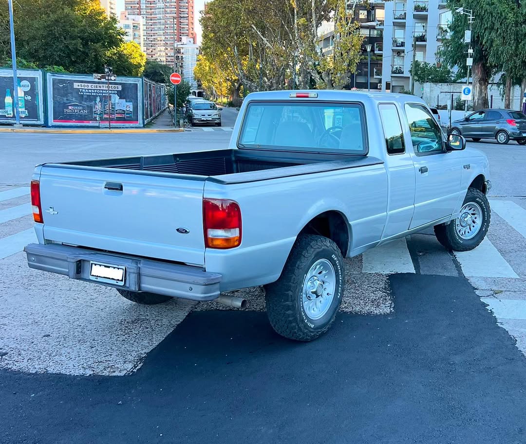 Mira esta publicación de Ford Ranger 1996 en Motordil