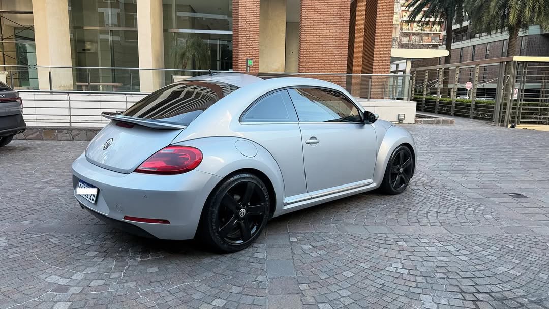 Mira esta publicación de Volkswagen The Beetle 2016 en Motordil