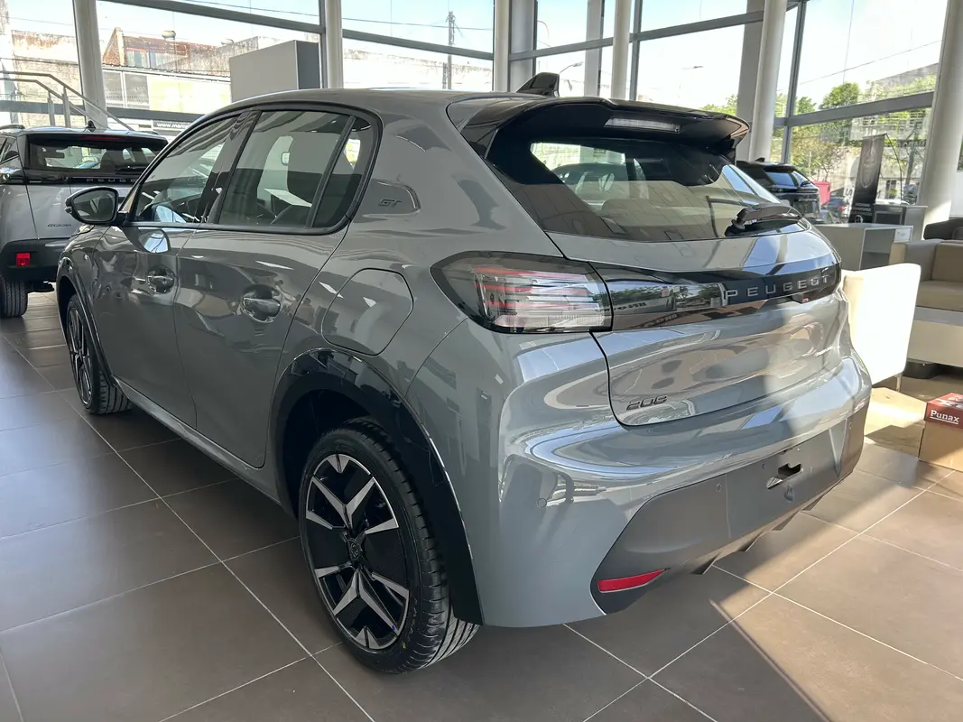Mira esta publicación de Peugeot 208 2025 en Motordil