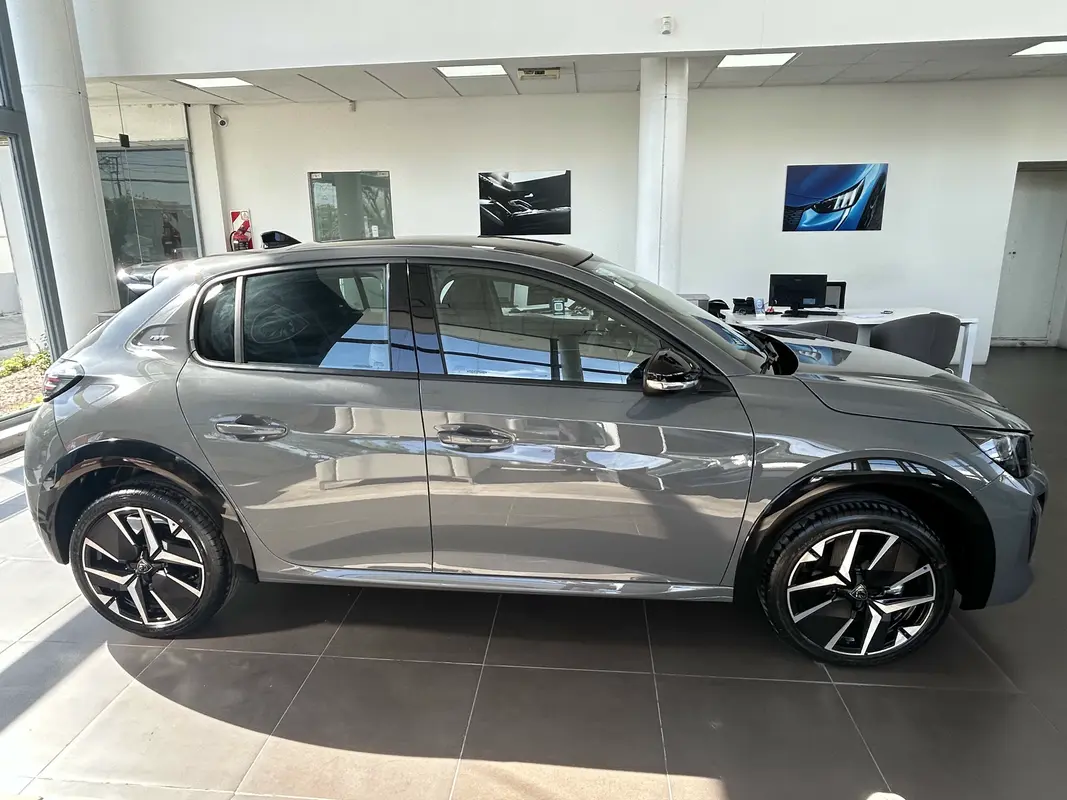 Mira esta publicación de Peugeot 208 2025 en Motordil