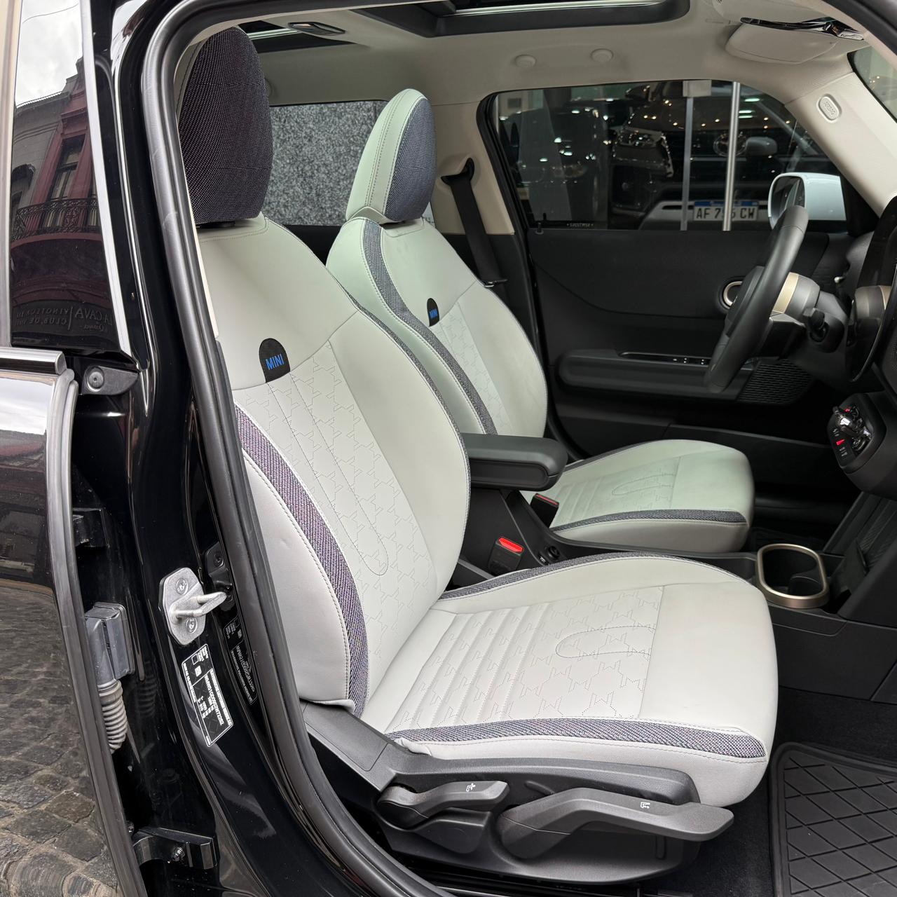 Mira esta publicación de Mini Cooper 2025 en Motordil
