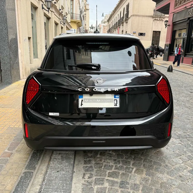 Mira esta publicación de Mini Cooper 2025 en Motordil