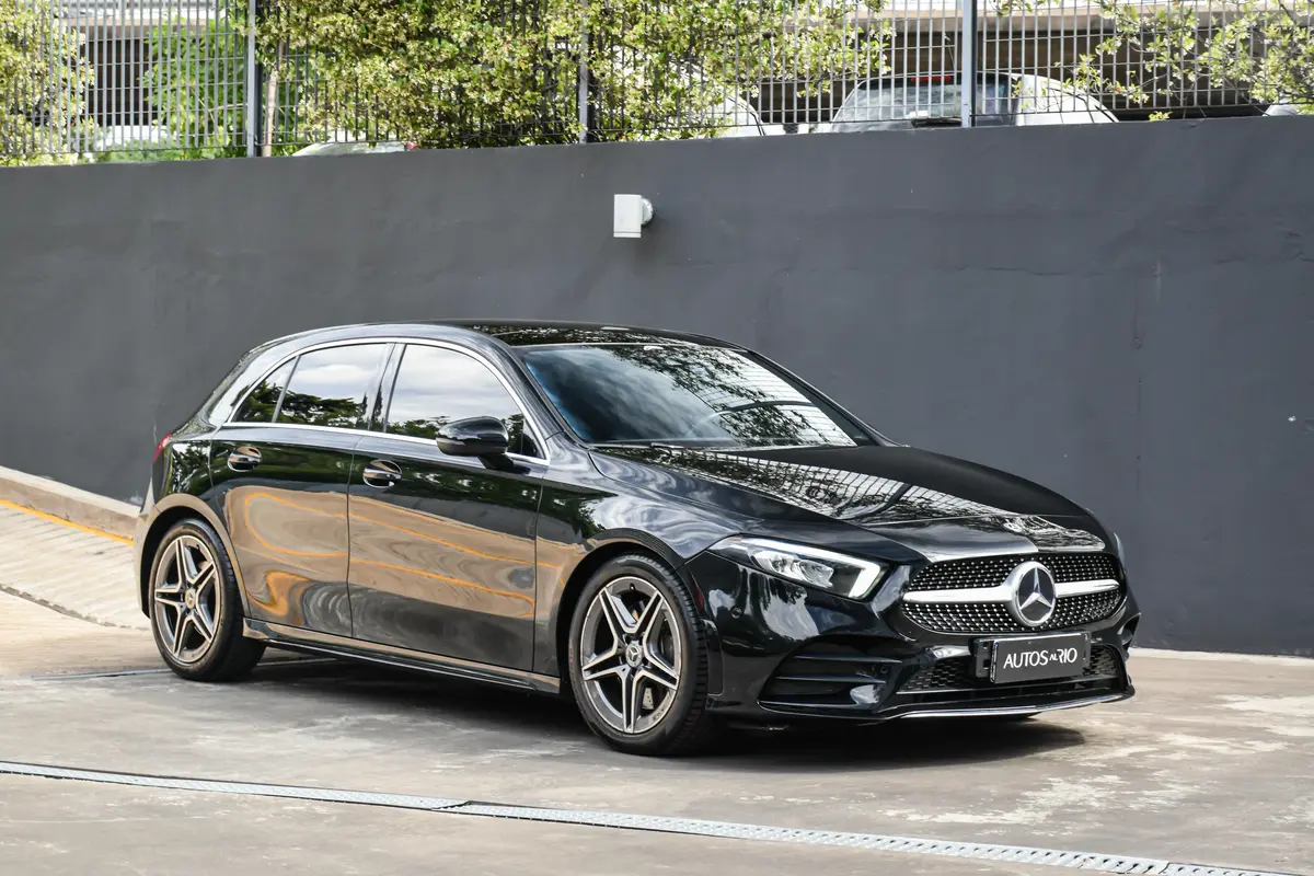 Mira esta publicación de Mercedes Benz Clase A 2020 en Motordil