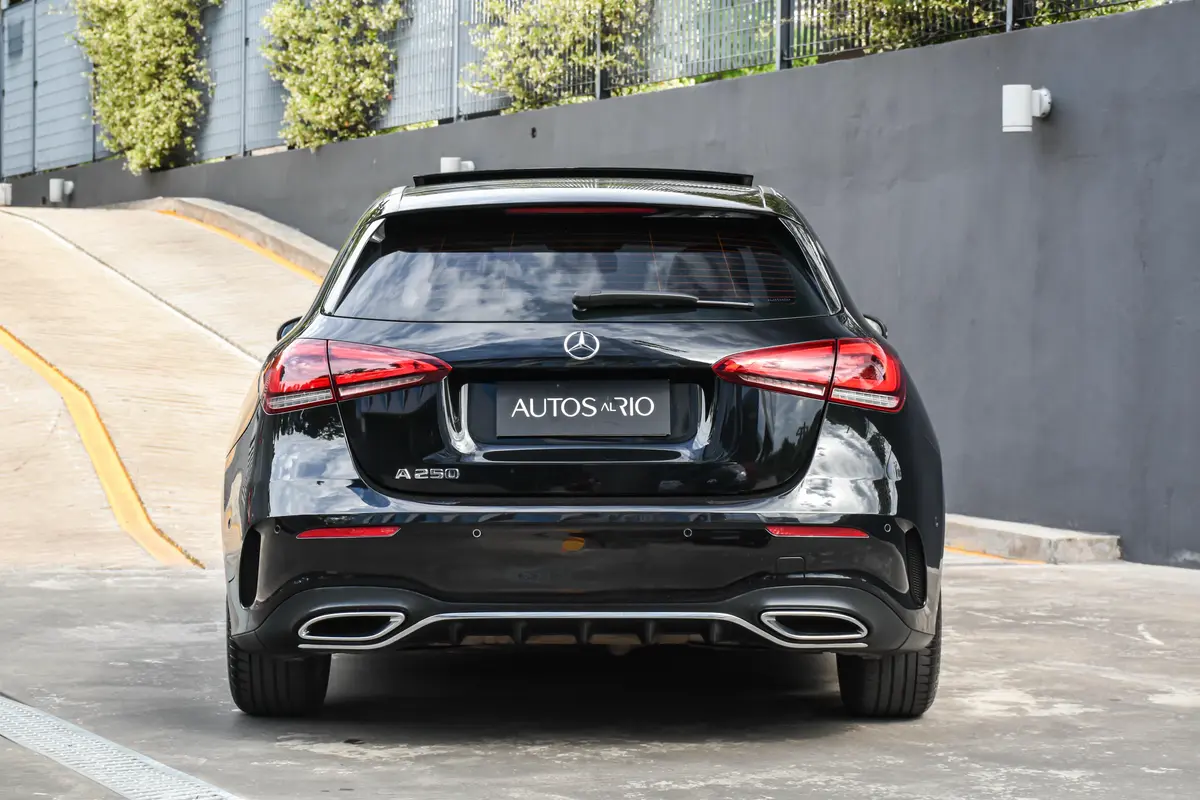 Mira esta publicación de Mercedes Benz Clase A 2020 en Motordil