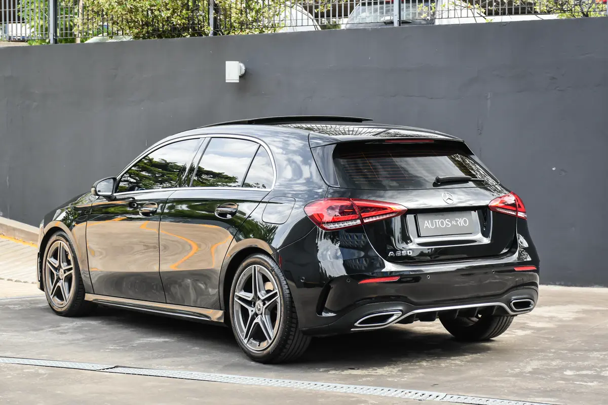 Mira esta publicación de Mercedes Benz Clase A 2020 en Motordil