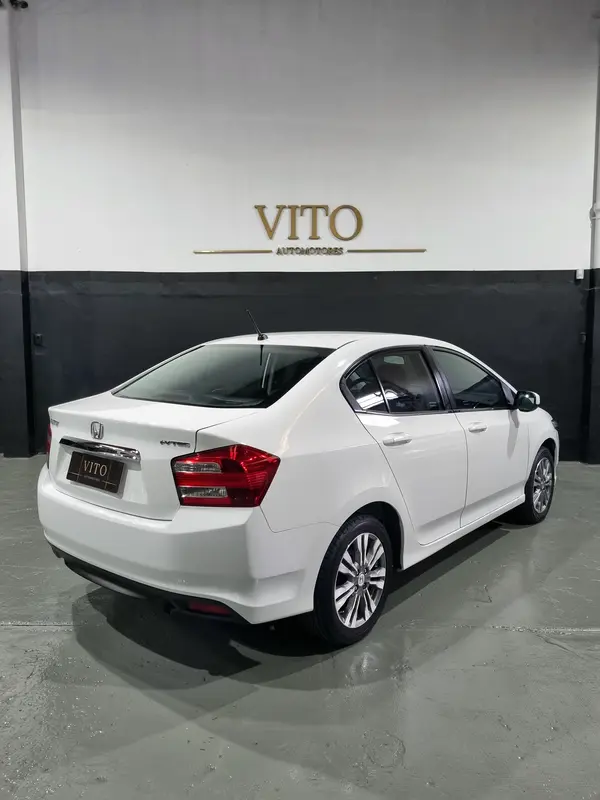 Mira esta publicación de Honda City 2015 en Motordil