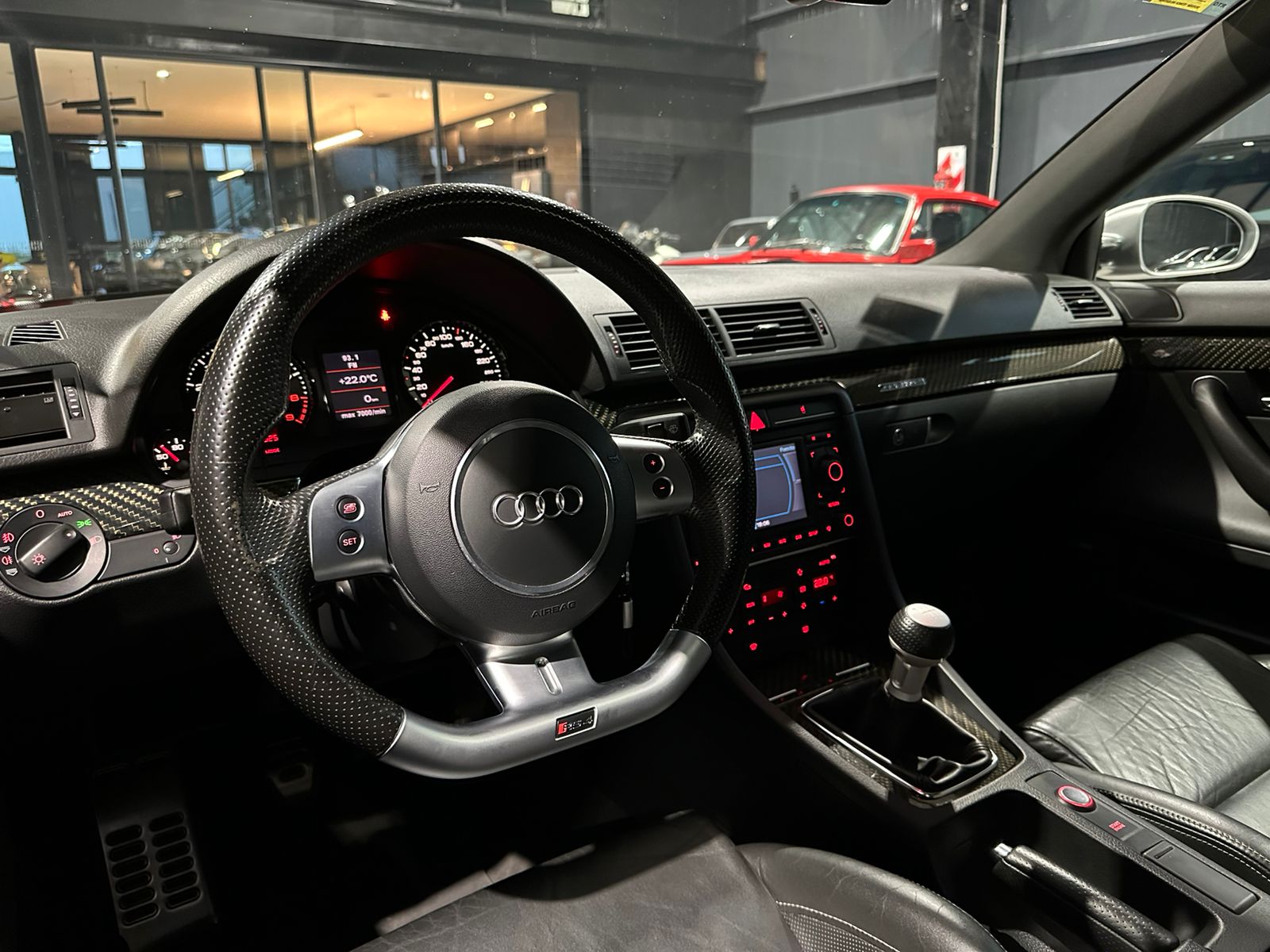 Mira esta publicación de Audi RS4 2008 en Motordil