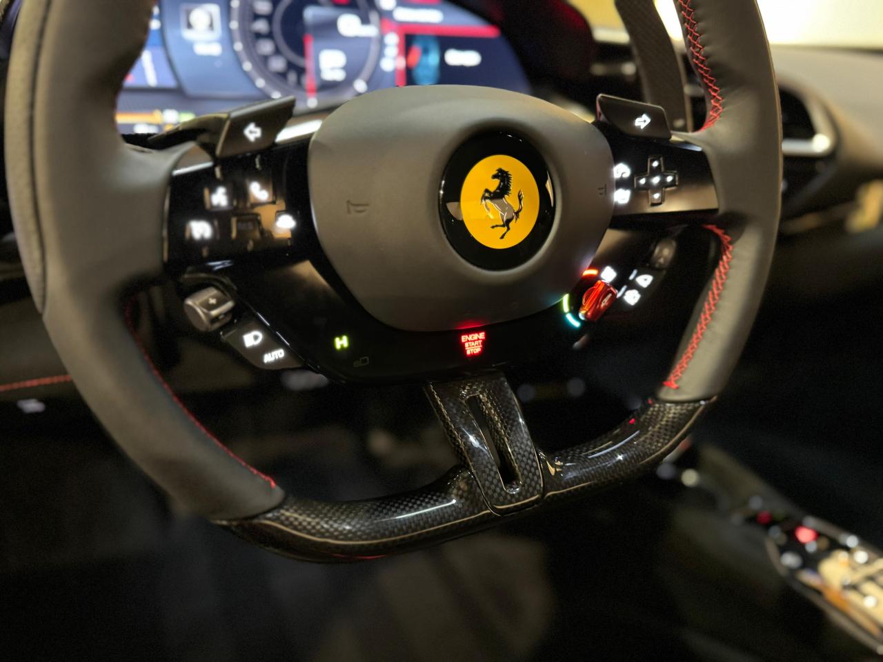 Mira esta publicación de Ferrari 296 2024 en Motordil