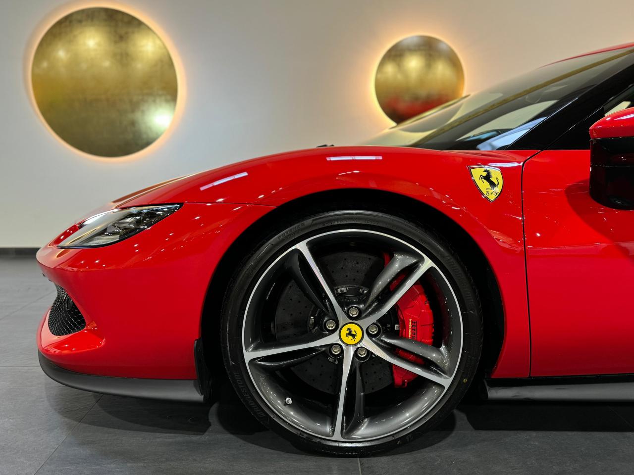 Mira esta publicación de Ferrari 296 2024 en Motordil