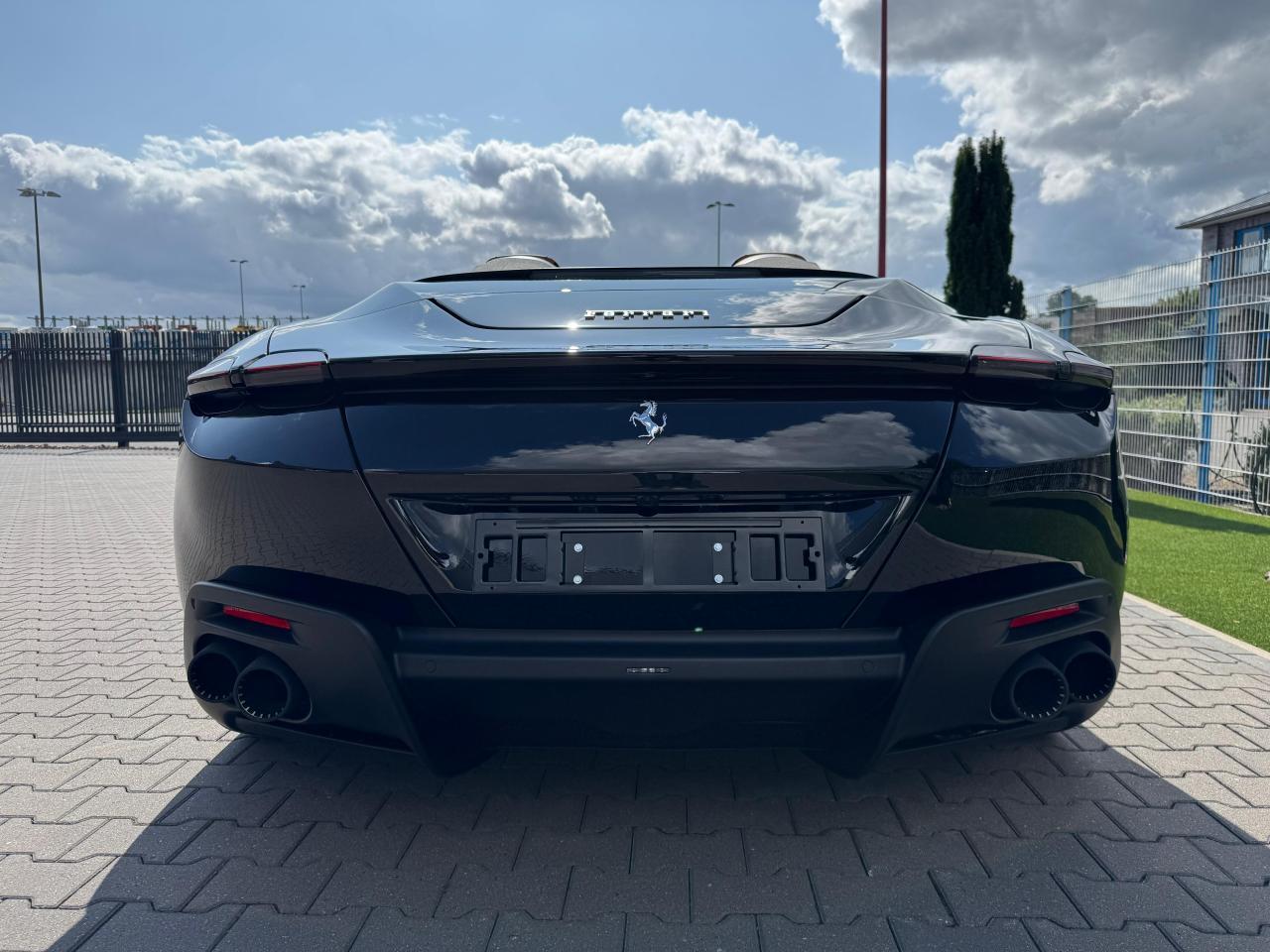 Mira esta publicación de Ferrari Roma 2025 en Motordil