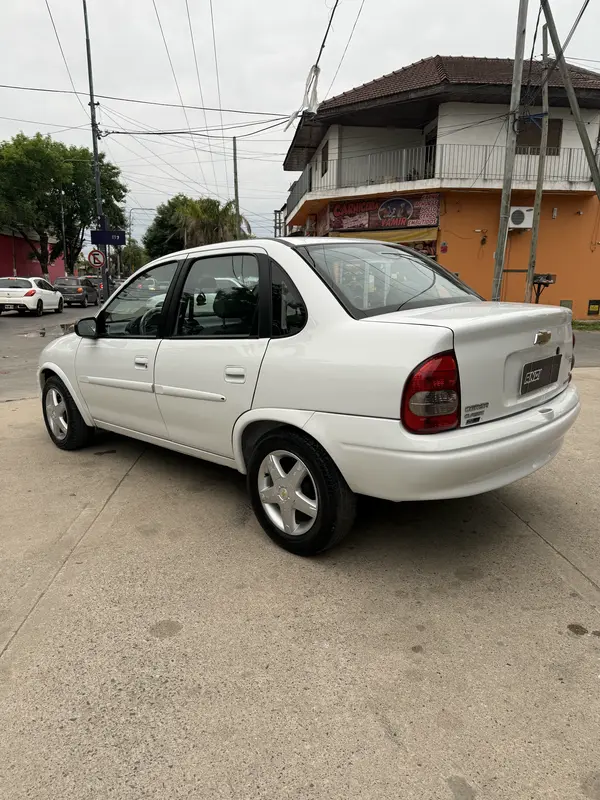 Mira esta publicación de Chevrolet Corsa 2010 en Motordil