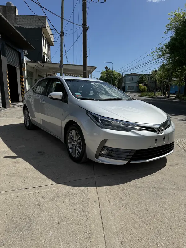 Mira esta publicación de Toyota Corolla 2017 en Motordil