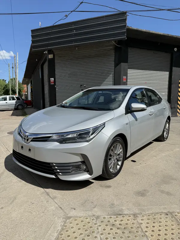 Mira esta publicación de Toyota Corolla 2017 en Motordil