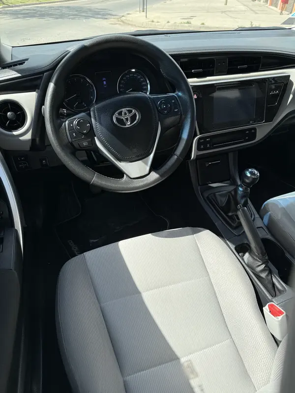Mira esta publicación de Toyota Corolla 2017 en Motordil