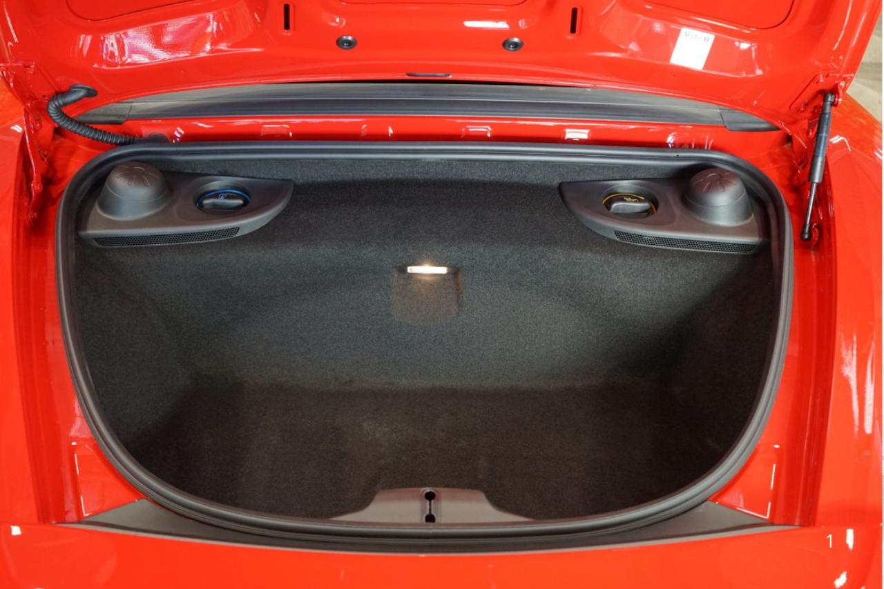 Mira esta publicación de Porsche 718 2024 en Motordil