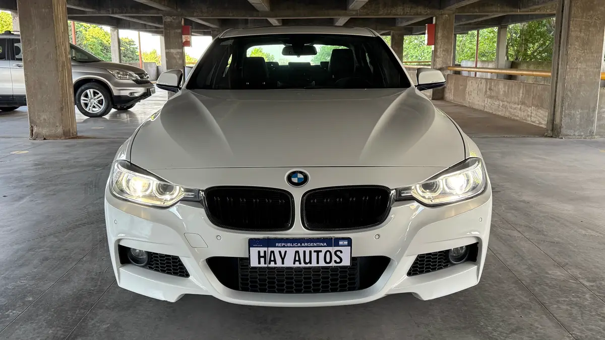 Mira esta publicación de BMW Serie 3 2014 en Motordil