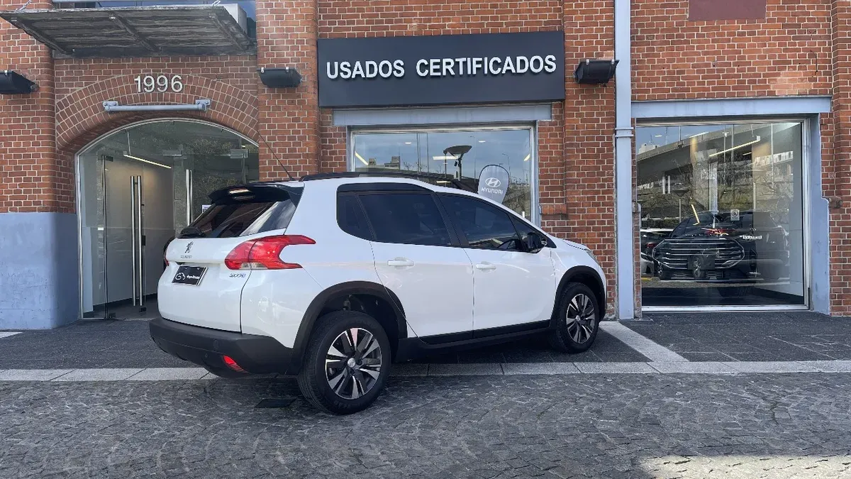 Mira esta publicación de Peugeot 2008 2020 en Motordil