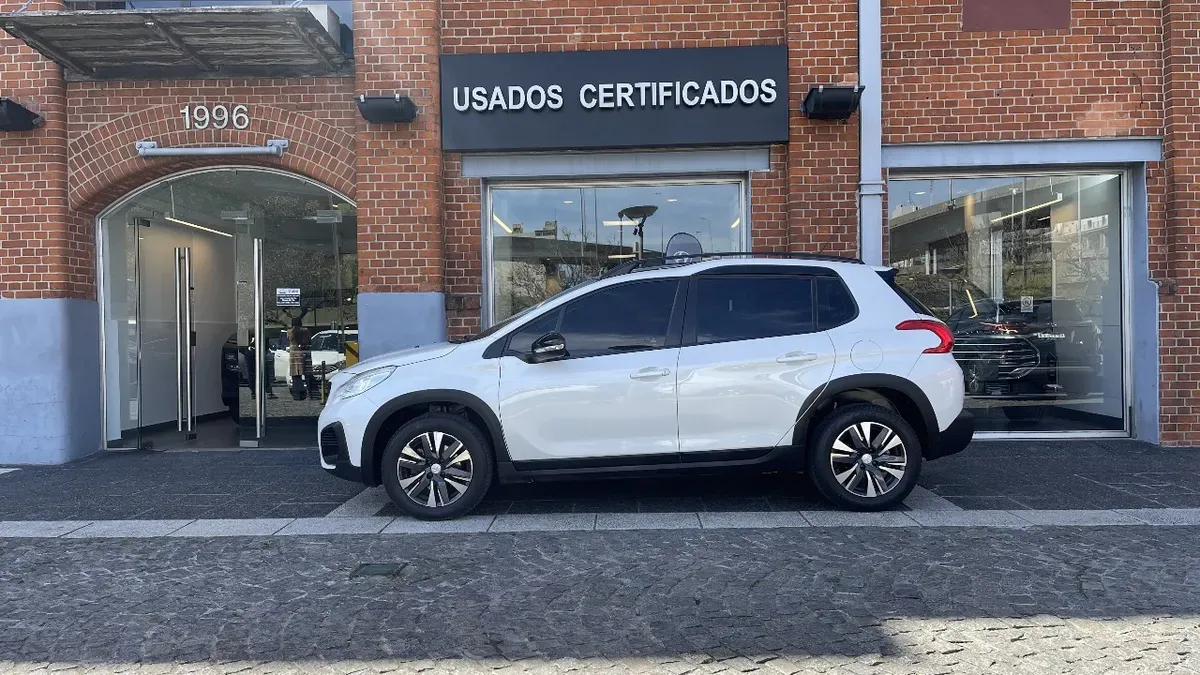 Mira esta publicación de Peugeot 2008 2020 en Motordil