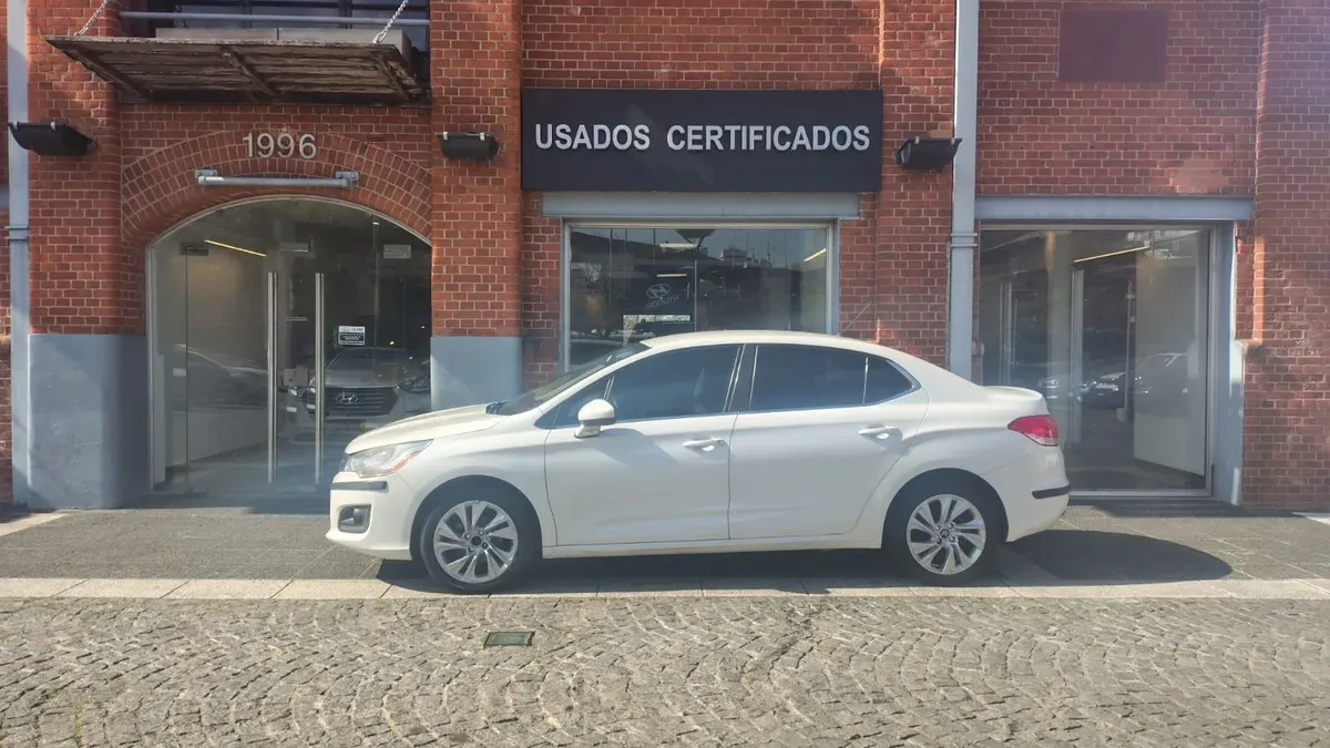 Mira esta publicación de Citroen C 4 Lounge 2013 en Motordil