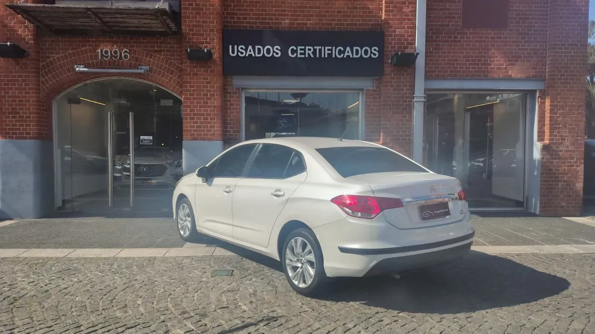 Mira esta publicación de Citroen C 4 Lounge 2013 en Motordil