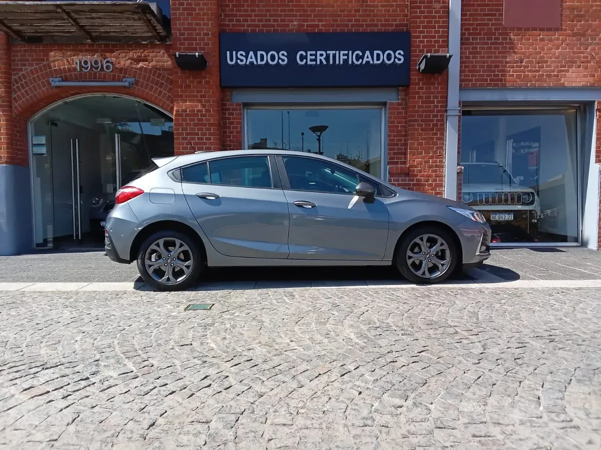 Mira esta publicación de Chevrolet Cruze 2020 en Motordil
