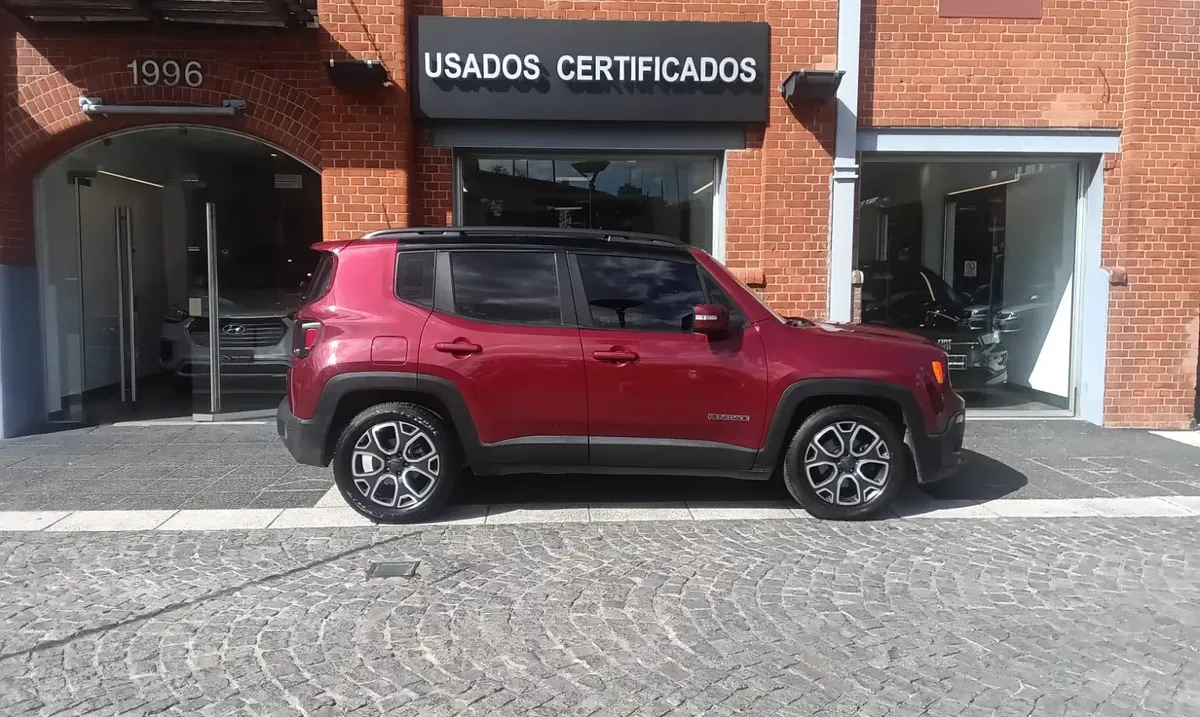 Mira esta publicación de Jeep Renegade 2018 en Motordil