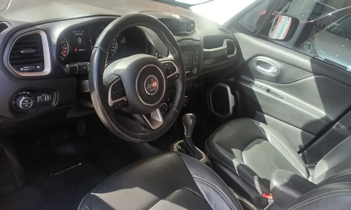 Mirá esta publicación de Jeep Renegade