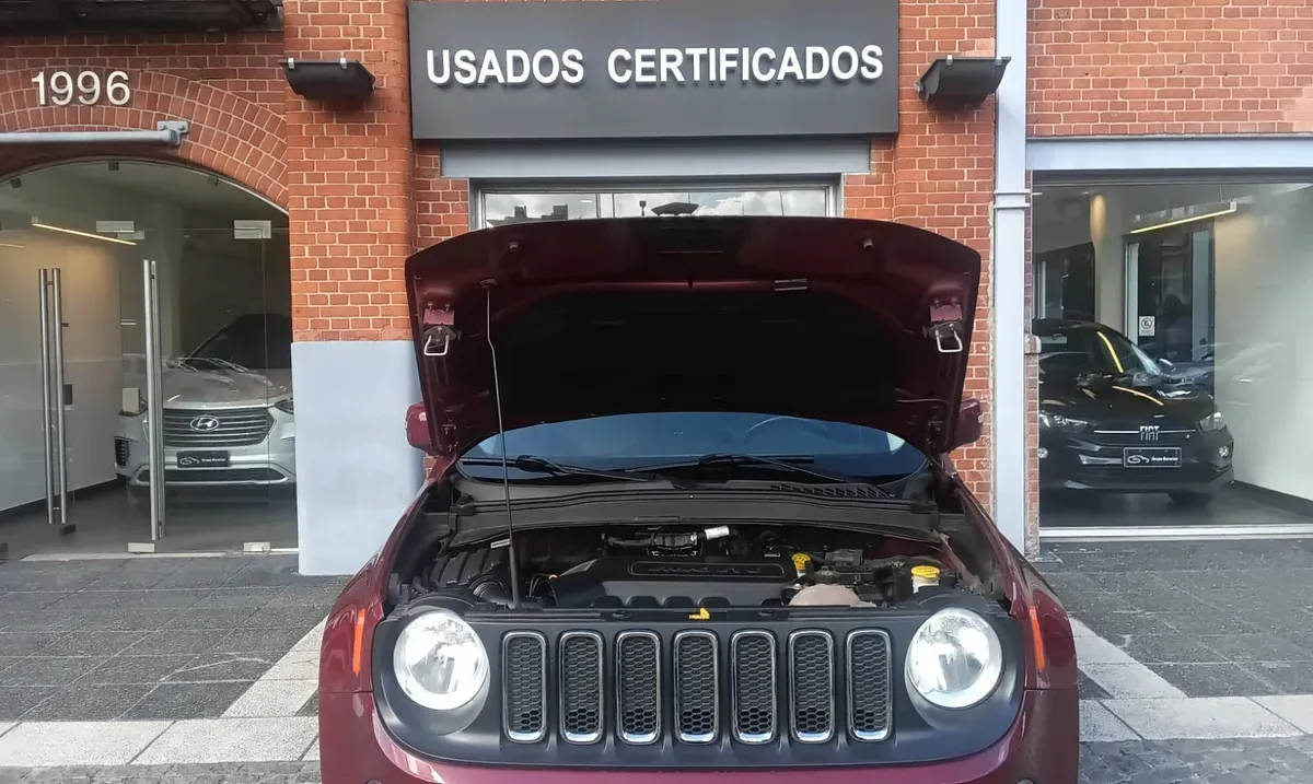Mira esta publicación de Jeep Renegade 2018 en Motordil
