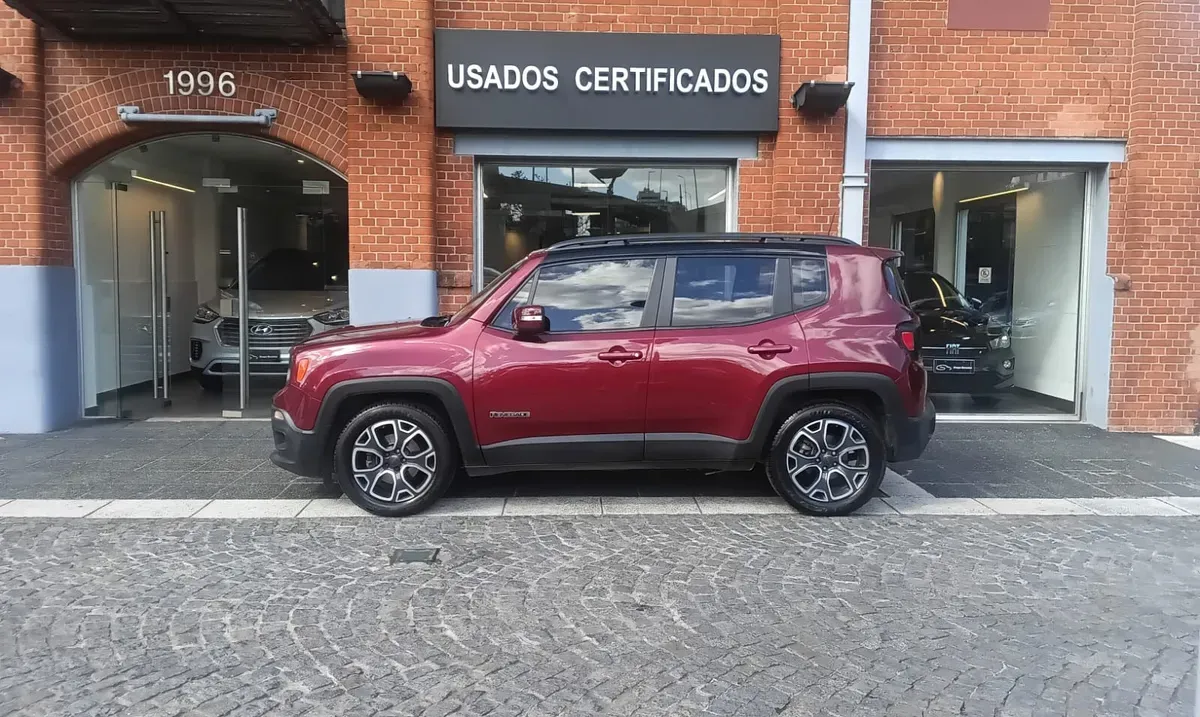 Mira esta publicación de Jeep Renegade 2018 en Motordil