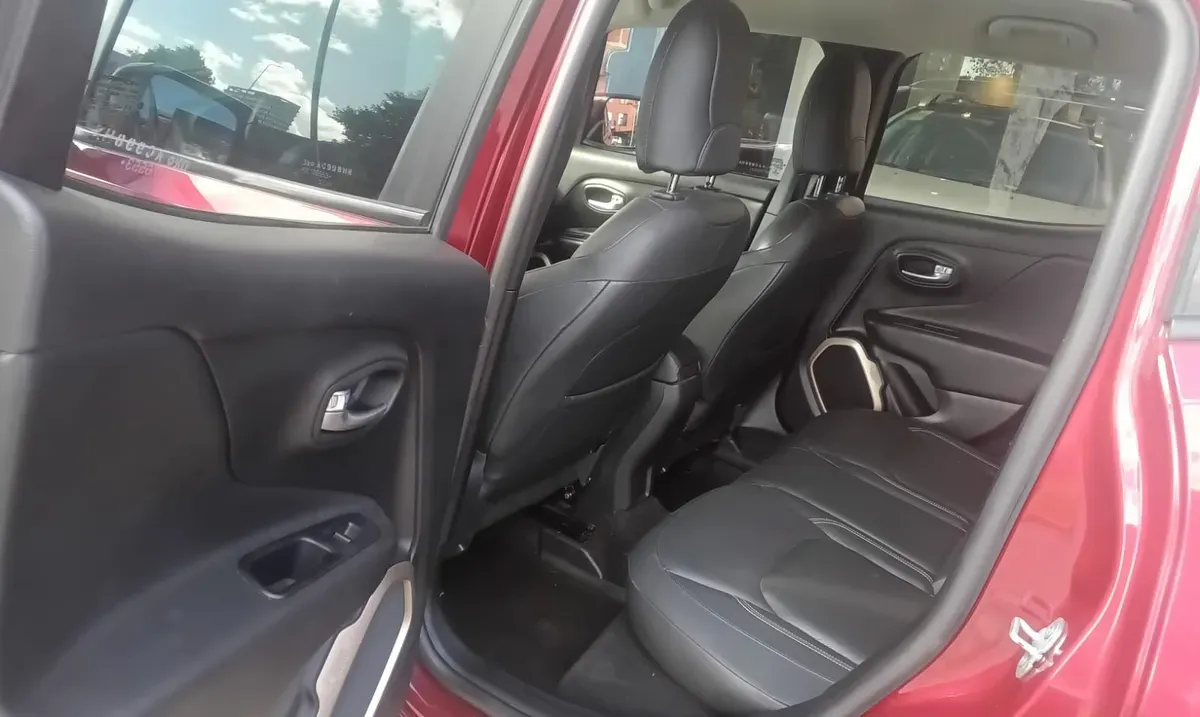Mirá esta publicación de Jeep Renegade