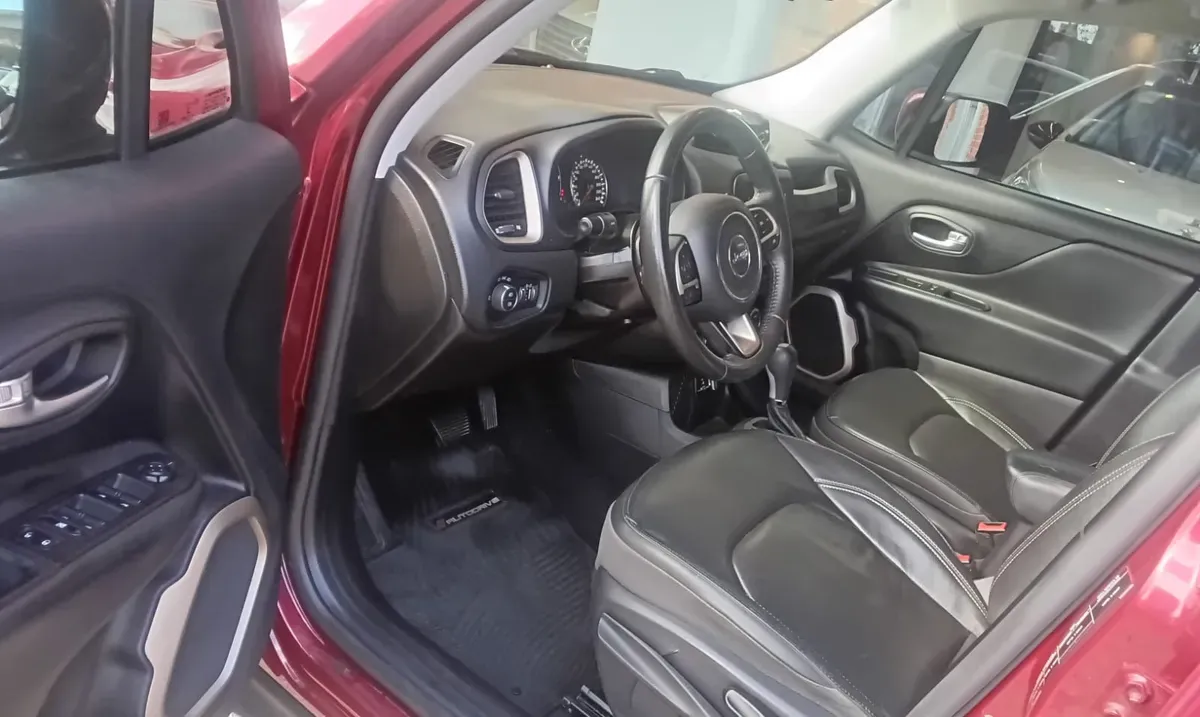 Mirá esta publicación de Jeep Renegade