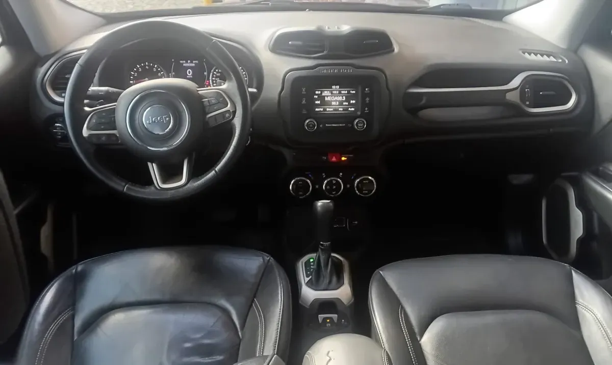 Mirá esta publicación de Jeep Renegade