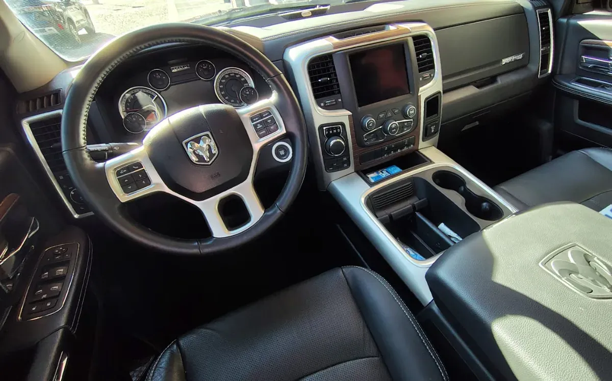 Mira esta publicación de RAM 1500 2023 en Motordil
