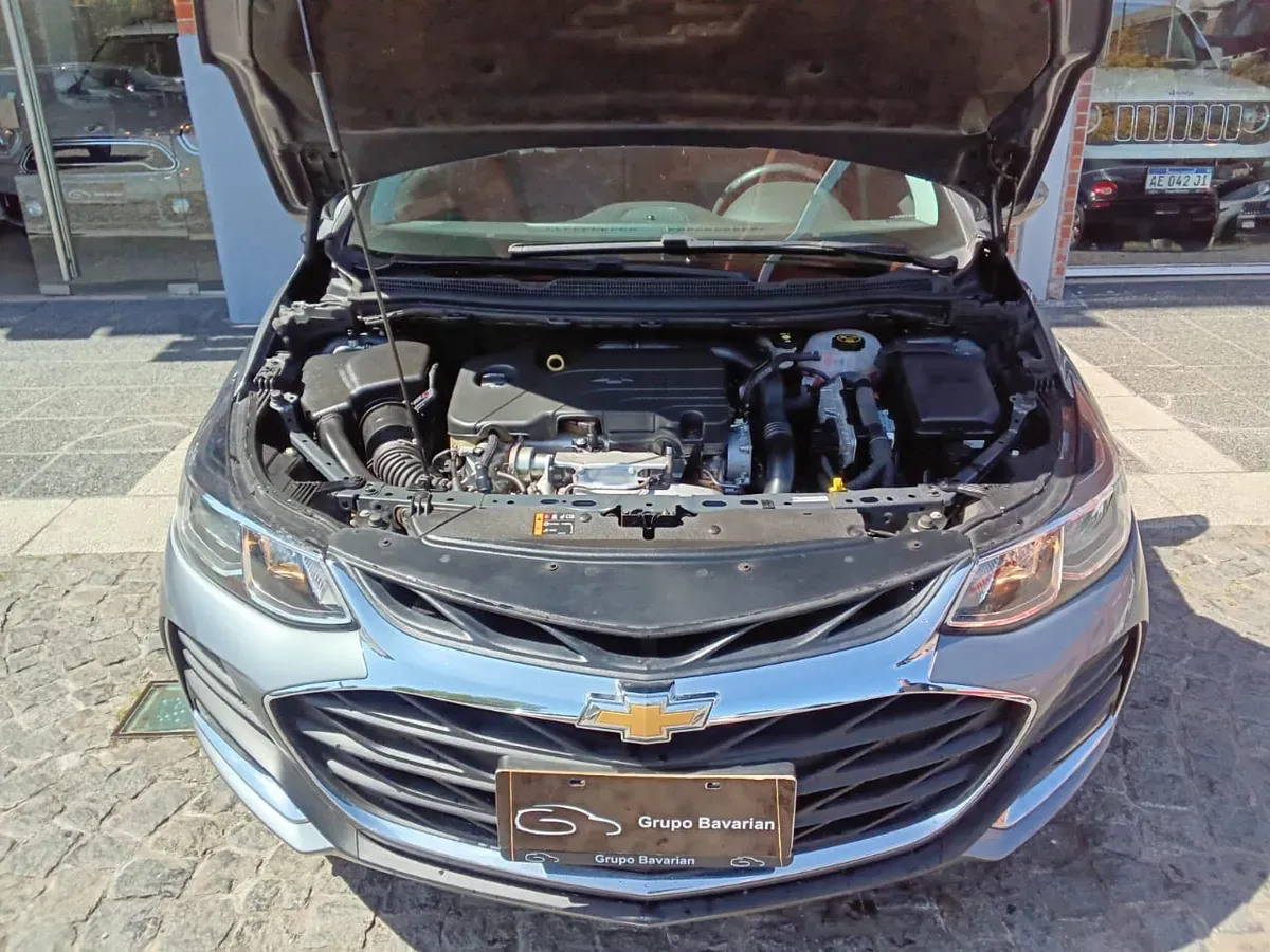 Mira esta publicación de Chevrolet Cruze 2020 en Motordil