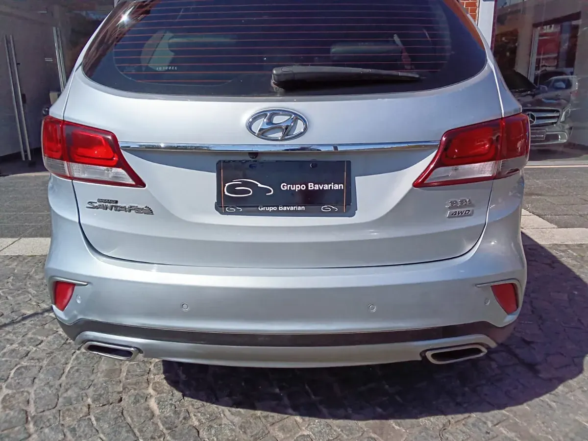 Mira esta publicación de Hyundai Grand Santa Fe 2018 en Motordil