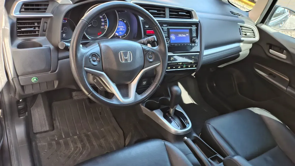 Mirá esta publicación de Honda FIT
