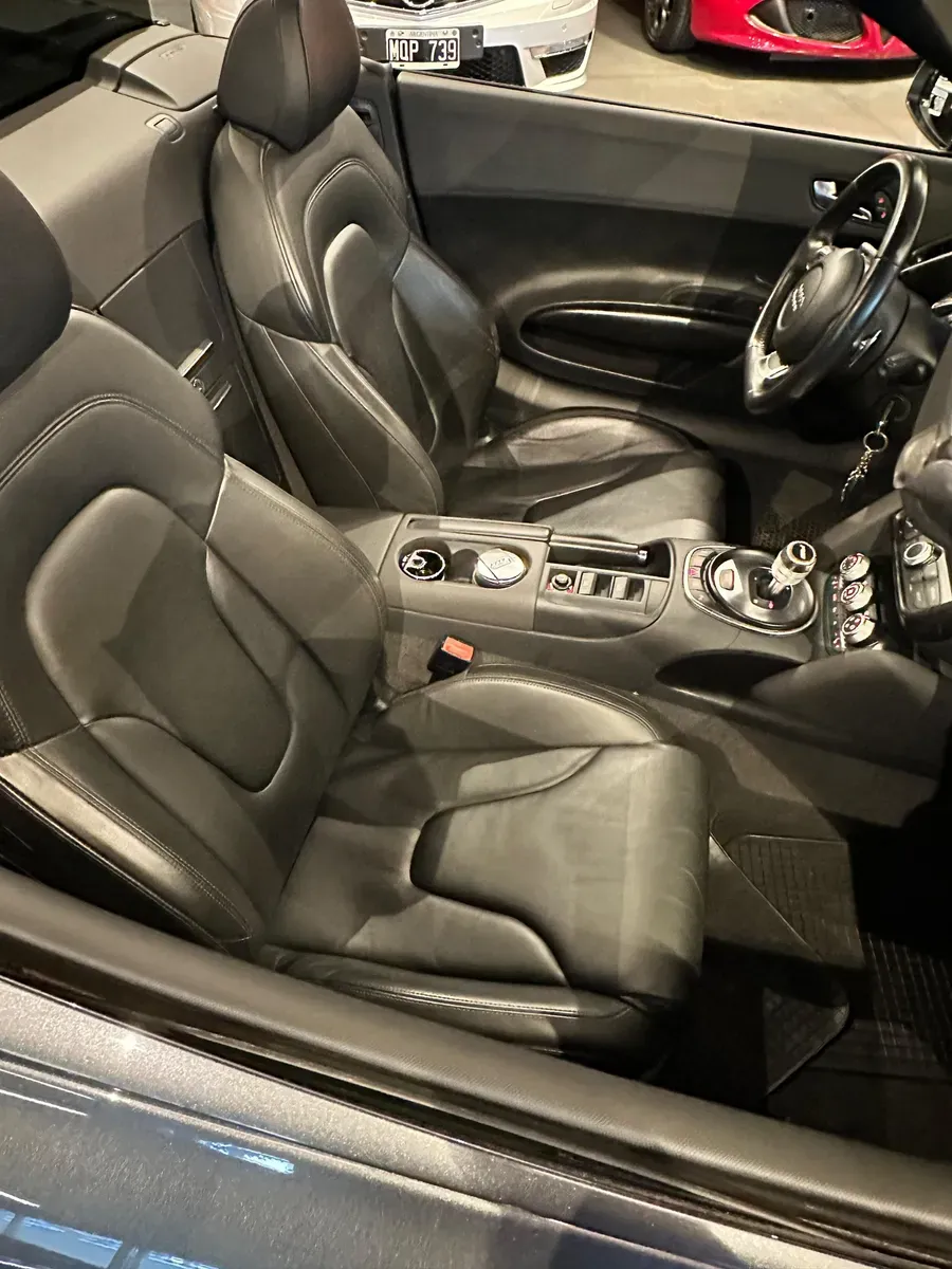 Mira esta publicación de Audi R8 2011 en Motordil