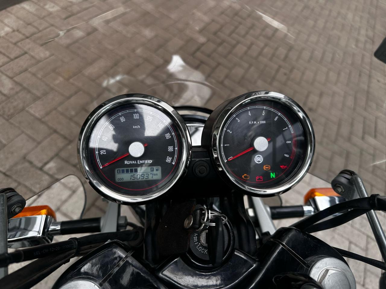 Mira esta publicación de Royal Enfield 650 Interceptor 2021 en Motordil