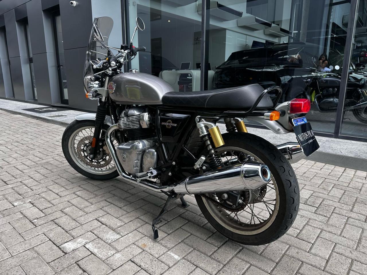 Mira esta publicación de Royal Enfield 650 Interceptor 2021 en Motordil