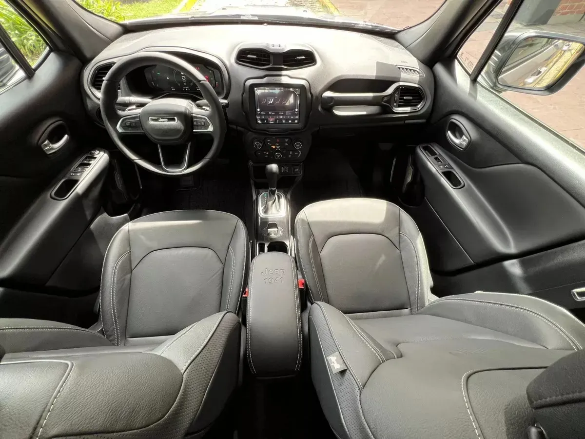 Mirá esta publicación de Jeep Renegade