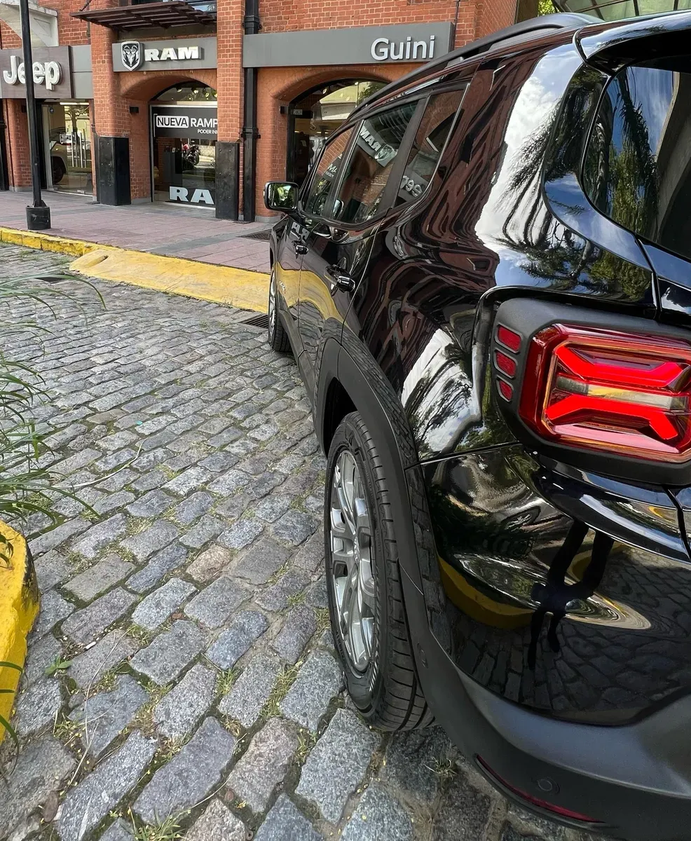 Mirá esta publicación de Jeep Renegade