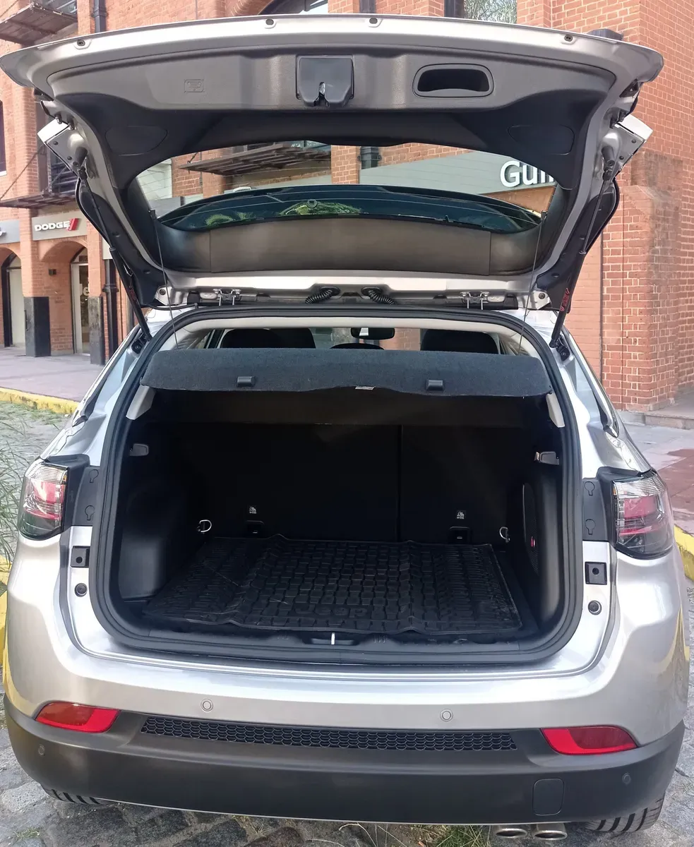Mirá esta publicación de Jeep Compass