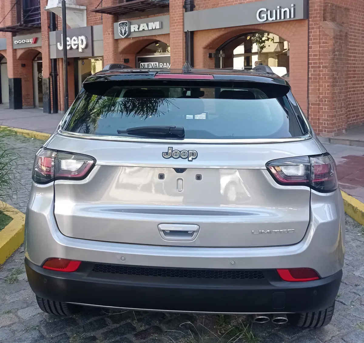 Mirá esta publicación de Jeep Compass