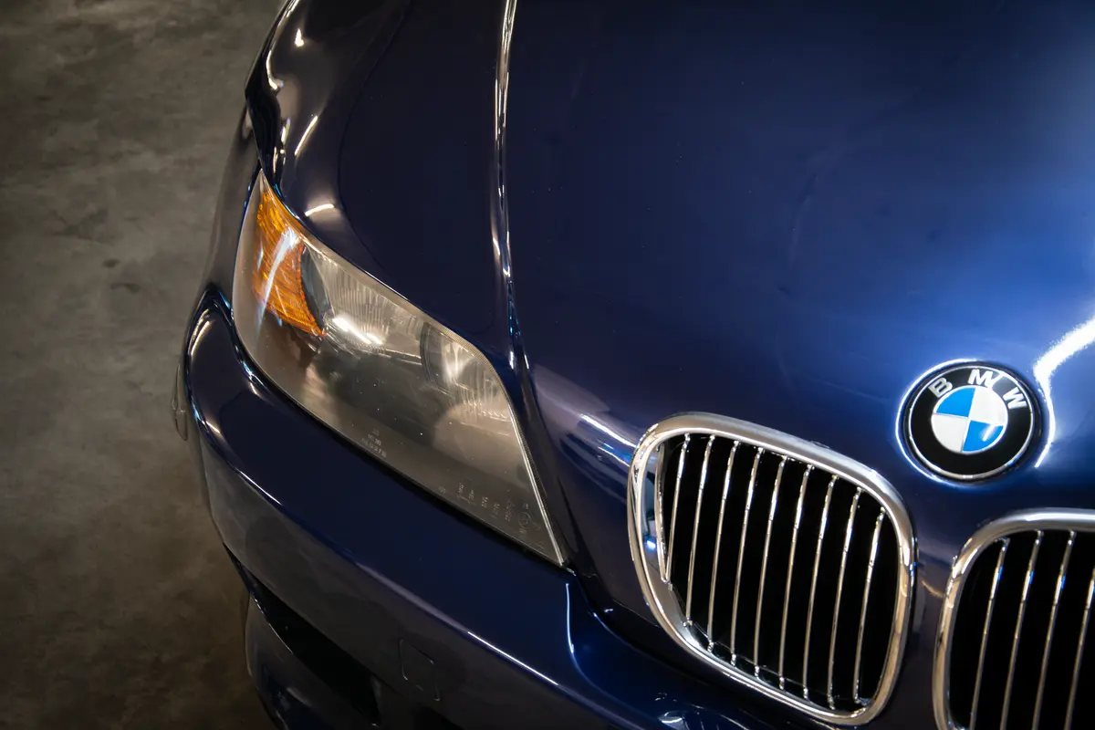 Mira esta publicación de BMW Z3 1998 en Motordil