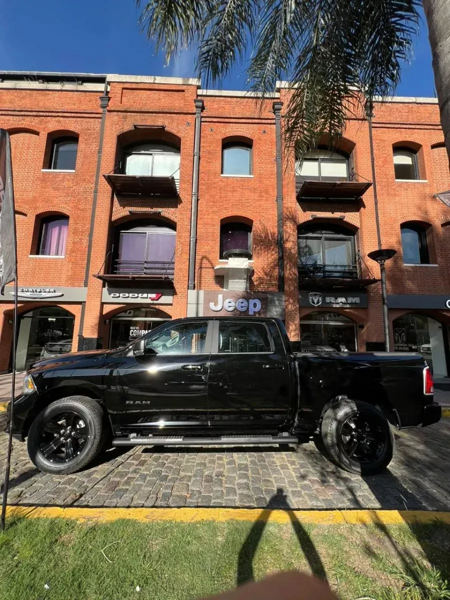 Mira esta publicación de RAM 1500 2025 en Motordil